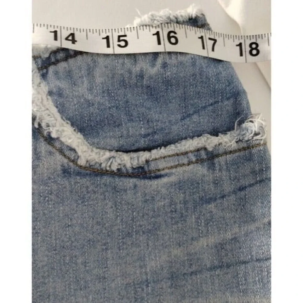 No Boundaries Denim Skirt Frayed Hem Light Wash Mini Skirt‎ Juniors Size15